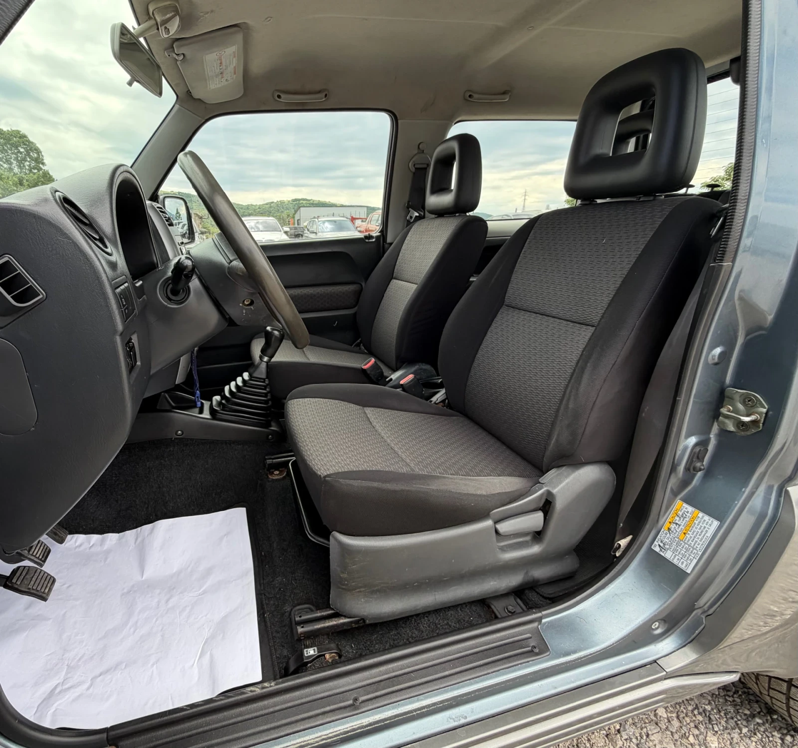 Suzuki Jimny 1.5DDiS 86к.с, снимка 12 - Автомобили и джипове - 54842801