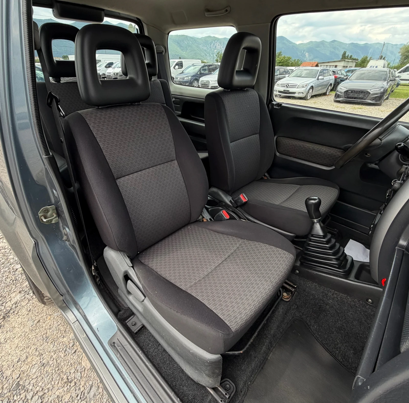 Suzuki Jimny 1.5DDiS 86к.с, снимка 13 - Автомобили и джипове - 54842801
