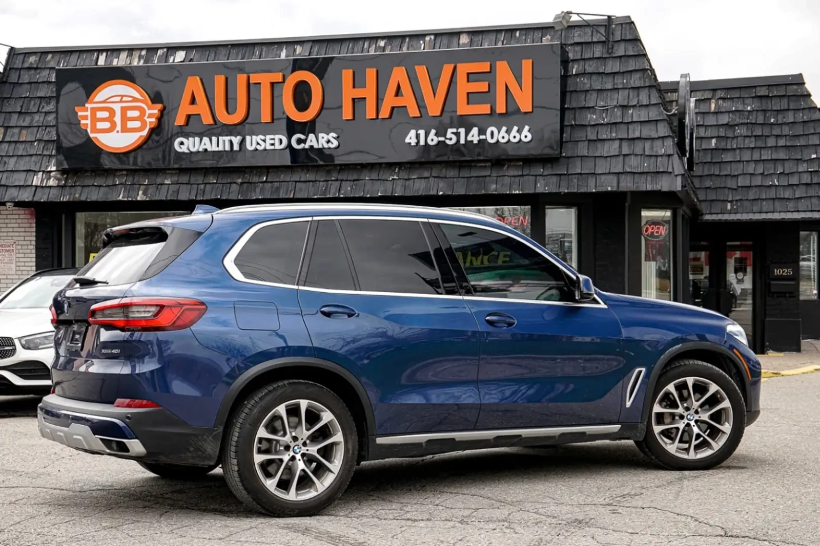 BMW X5 XDrive40i* DRIVING ASSIST PKG* HUD* КРАЙНА ЦЕНА, снимка 3 - Автомобили и джипове - 54960403