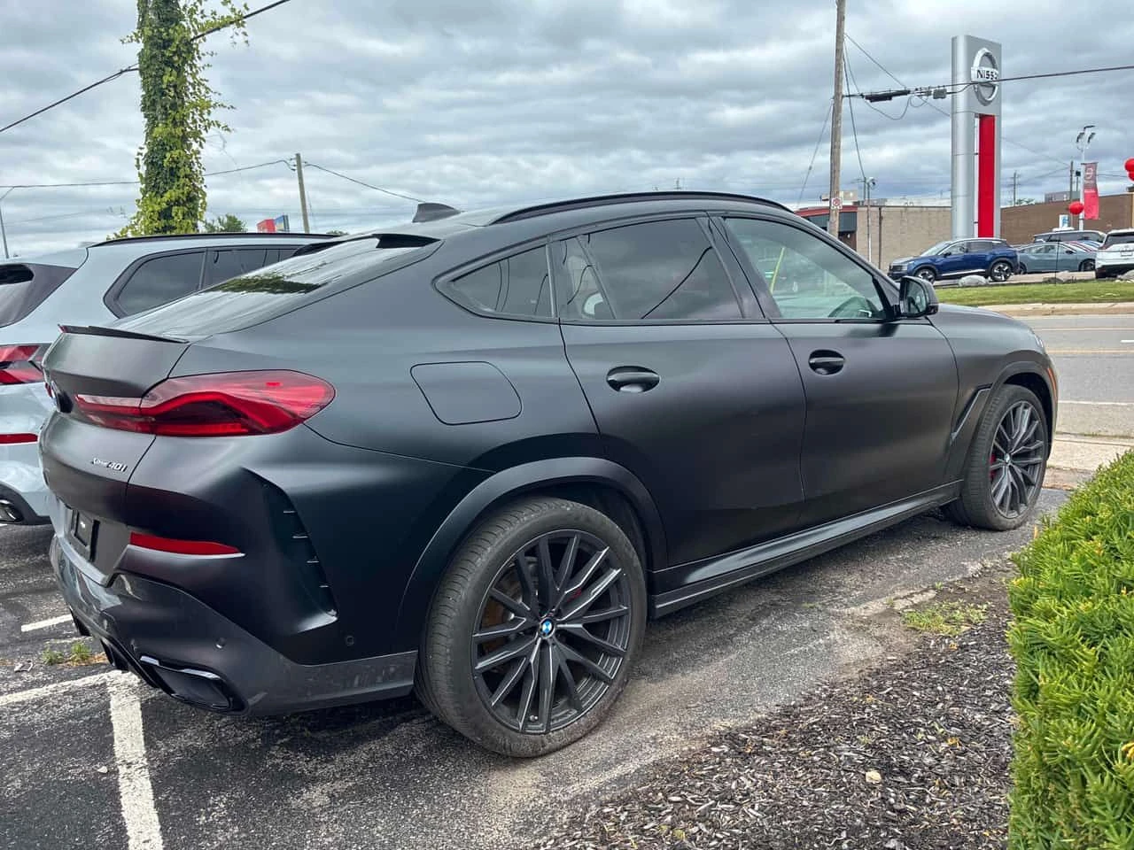 BMW X6 * xDrive40i * CARFAX * ОТ ПРЕДСТВАВИТЕЛТВО НА BMW, снимка 3 - Автомобили и джипове - 55396170