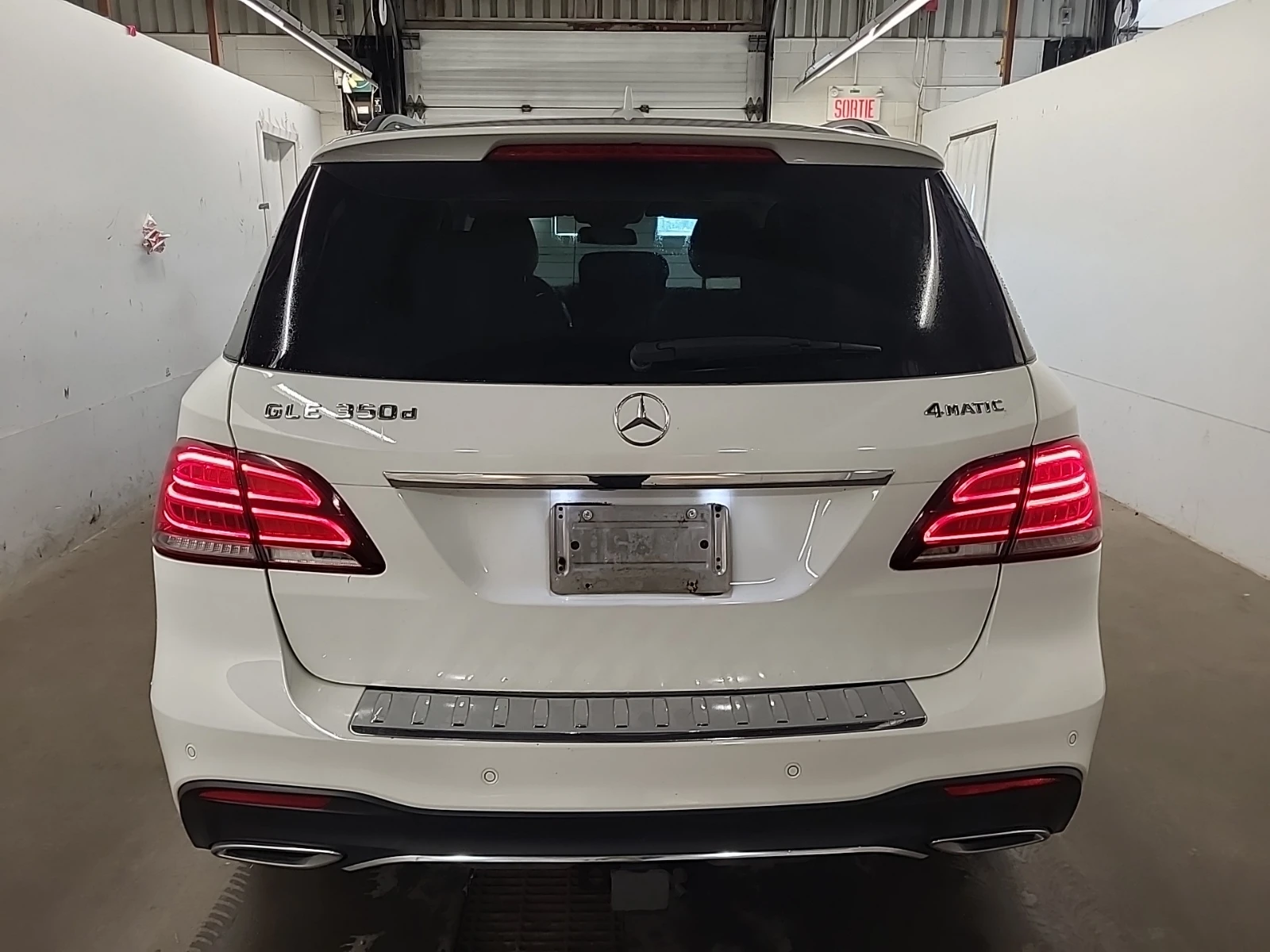Mercedes-Benz GLE 350 D, АВТОКРЕДИТ, снимка 16 - Автомобили и джипове - 56040795