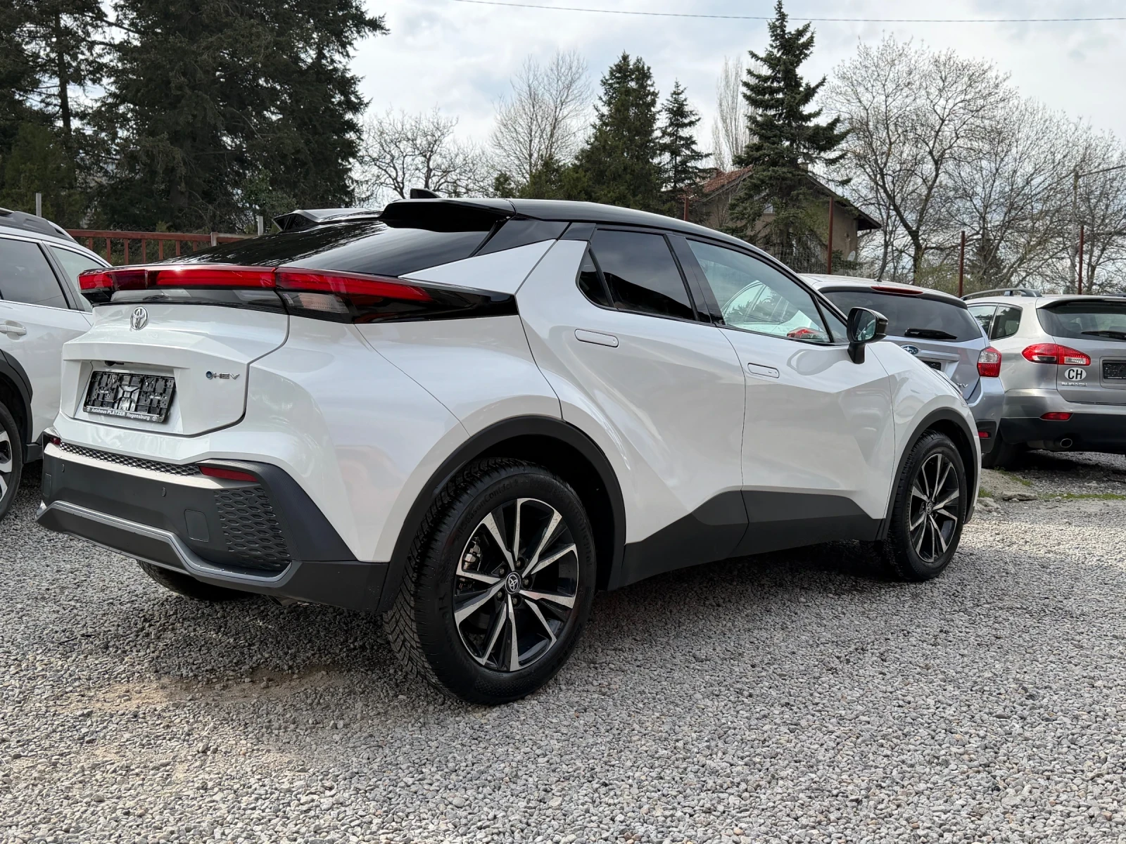 Toyota C-HR  1.8 (140 кс) Hybrid e-CVT /SUV, снимка 6 - Автомобили и джипове - 56234089