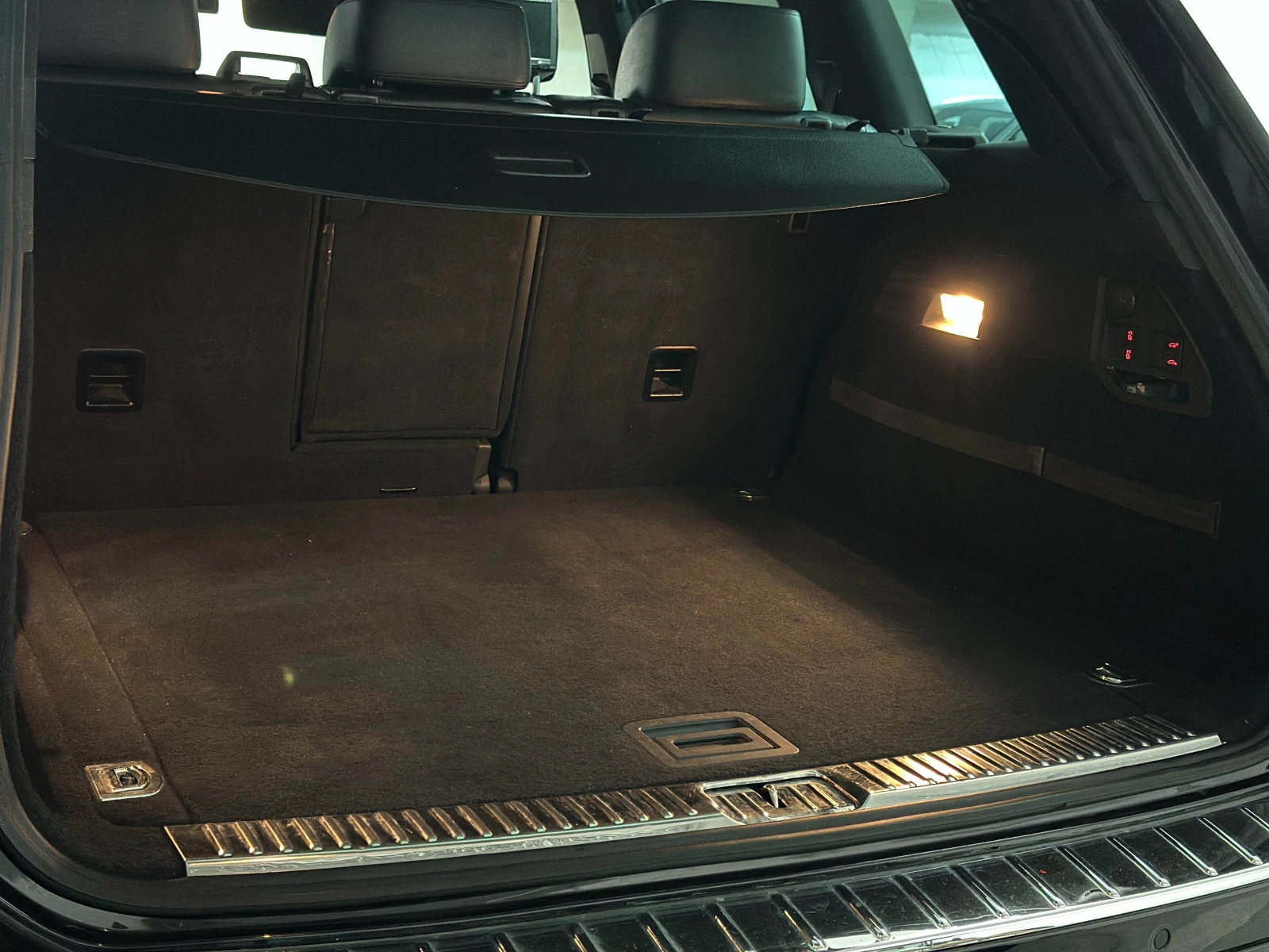 VW Touareg, снимка 10 - Автомобили и джипове - 56247196