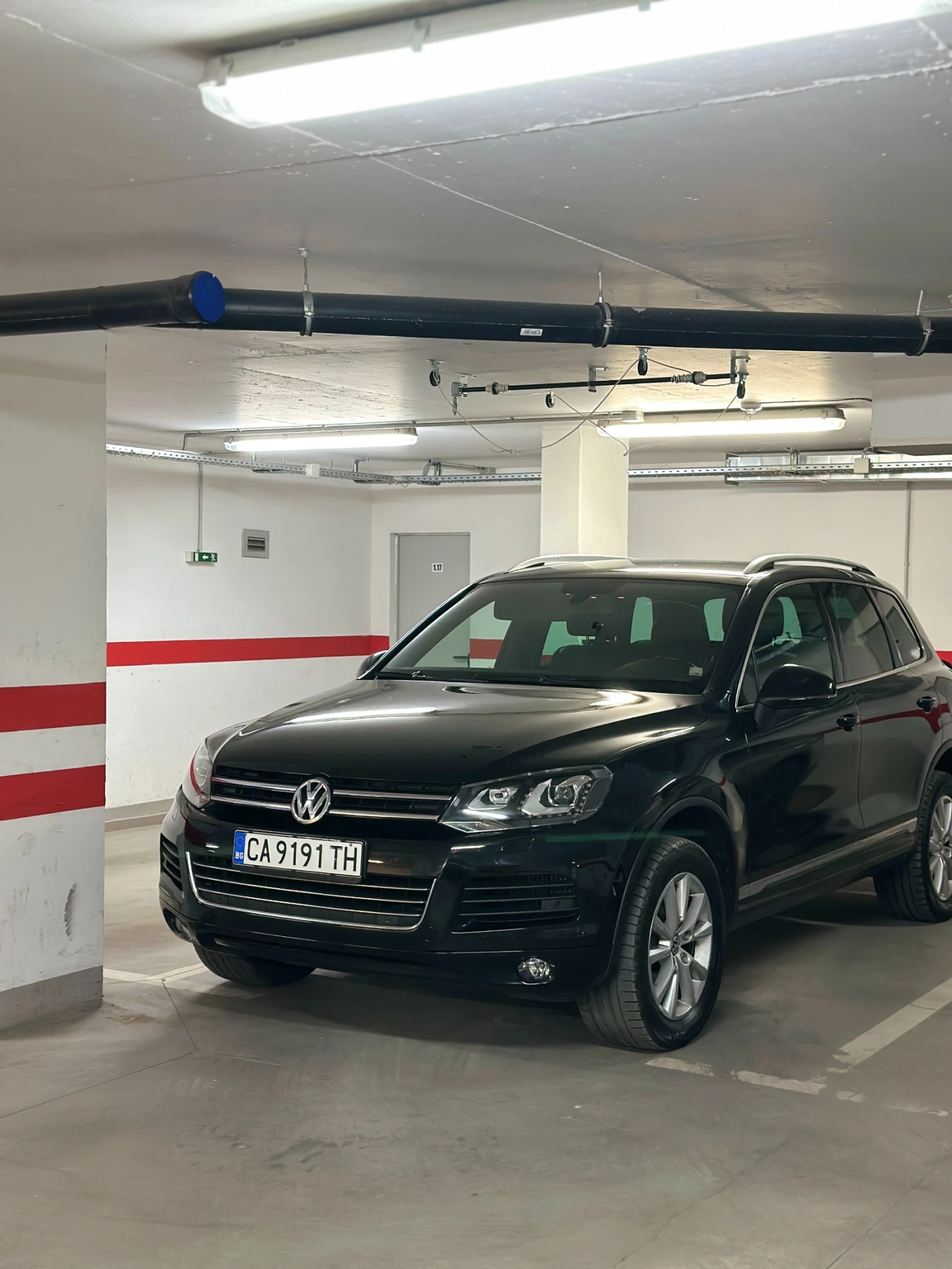 VW Touareg, снимка 4 - Автомобили и джипове - 56247196