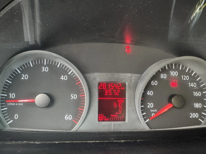 VW Crafter 2.5TDI 2бр.стр.вратиXXXL, снимка 9 - Бусове и автобуси - 52482702