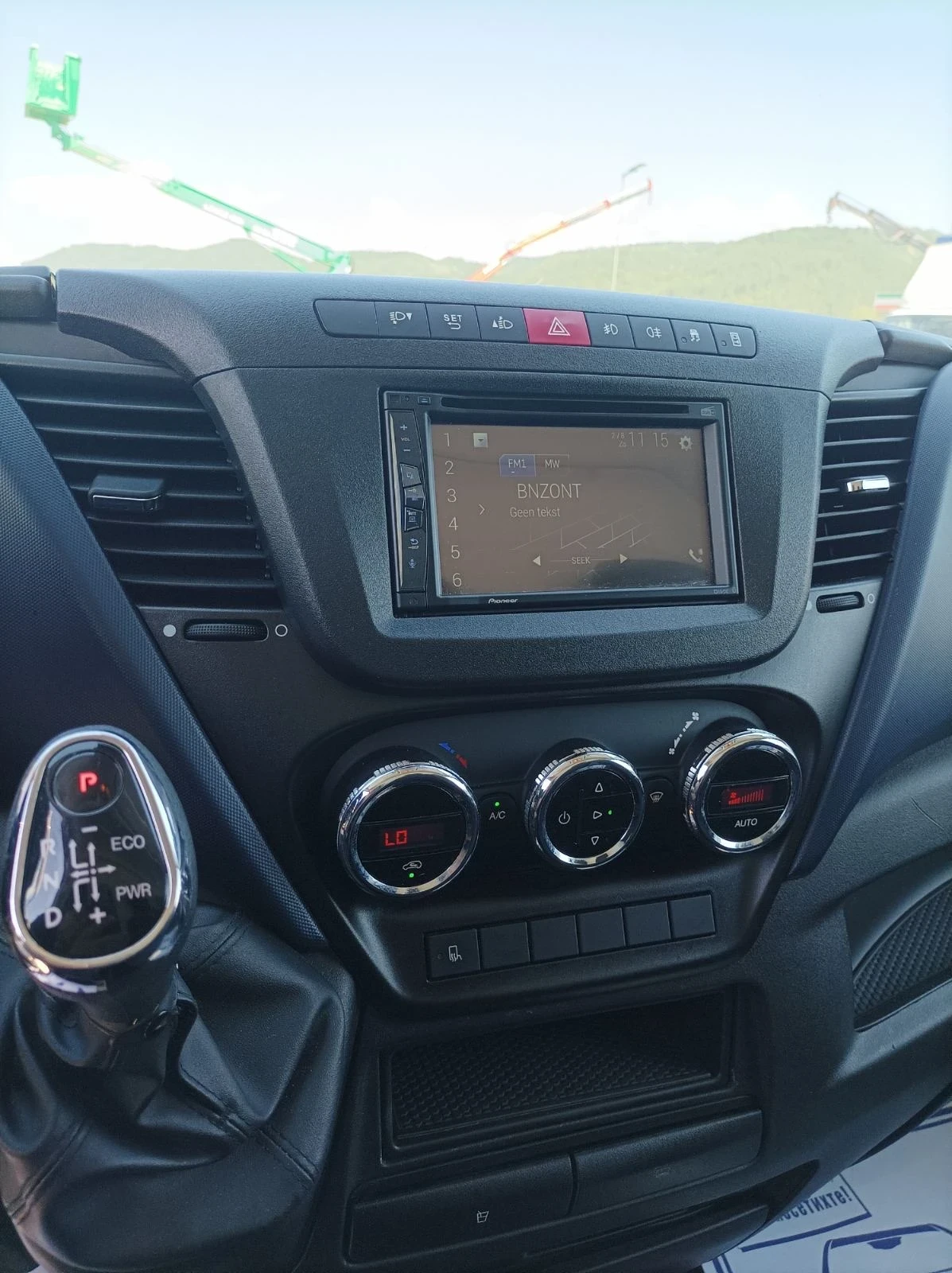 Iveco Daily 35C16 HI MATIC ПАДАЩ БОРД + ТОК - изображение 3