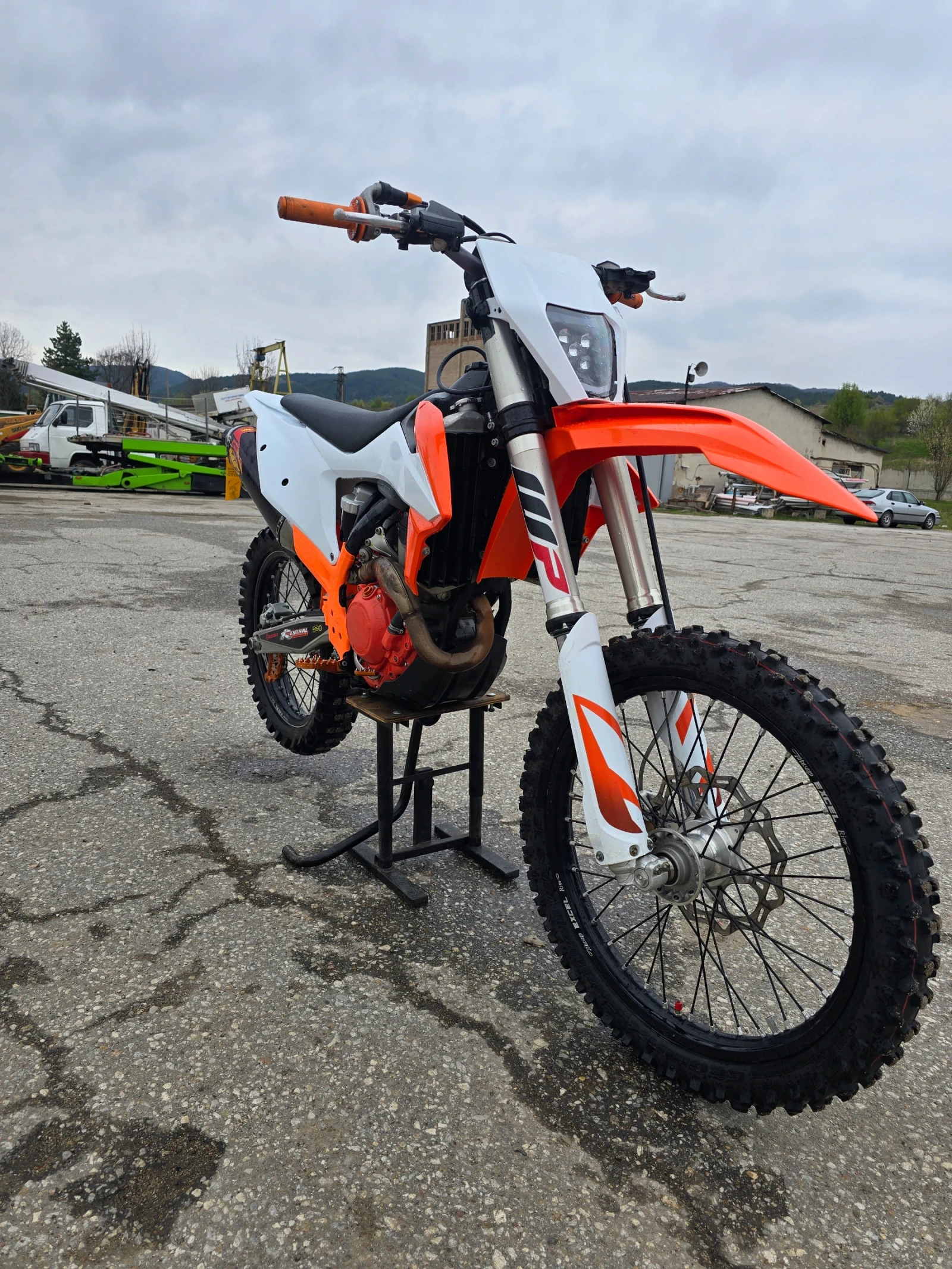 Ktm SX-F 250 КАТО НОВ - изображение 9