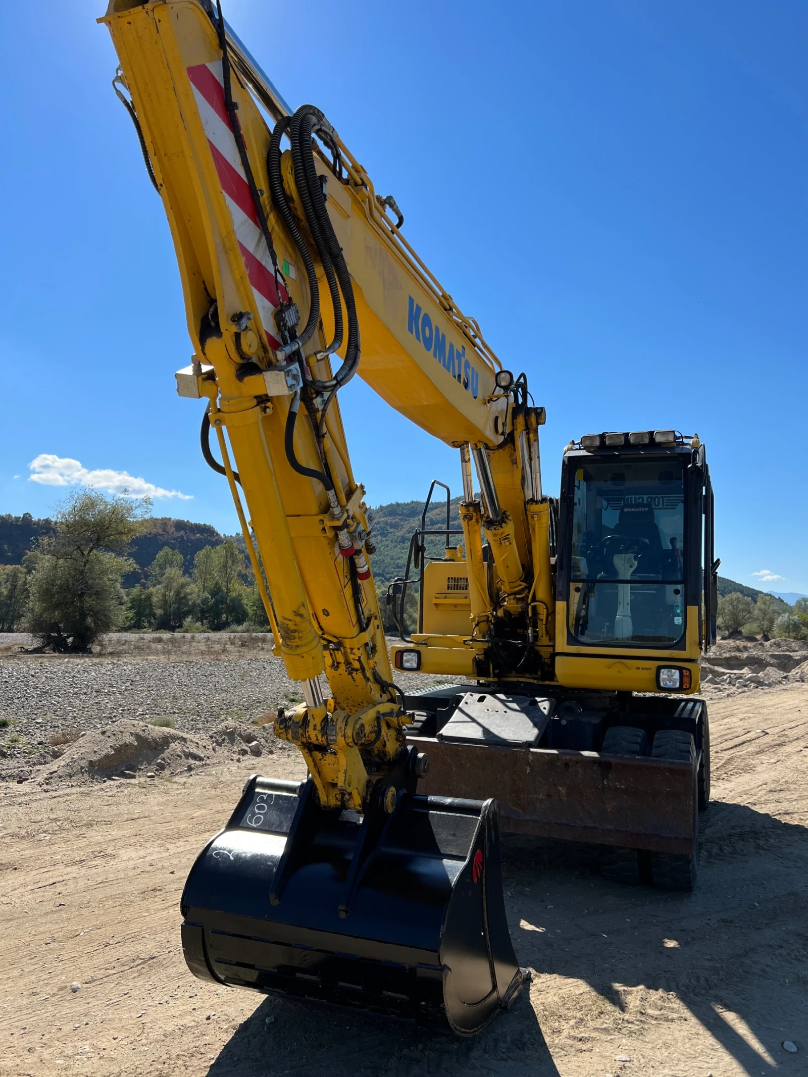  Komatsu 160PW | Mobile.bg   1