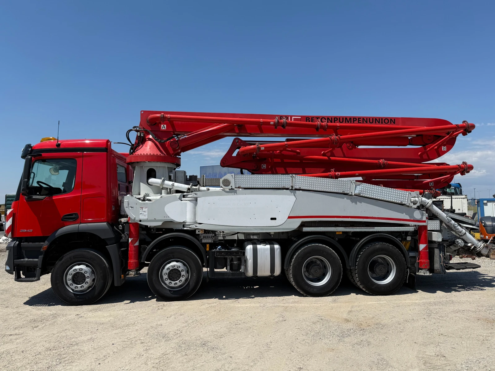 Бетон помпа Mercedes-Benz Arocs 3543 - изображение 4