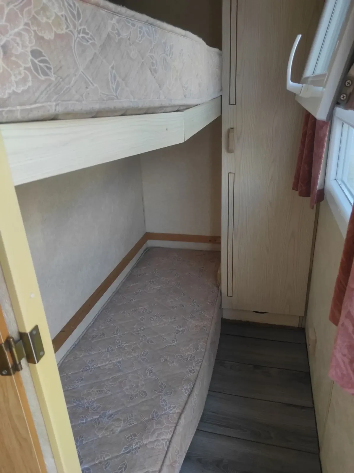 �������� ABI STACARAVAN 720/310 | Mobile.bg � ����������� 12