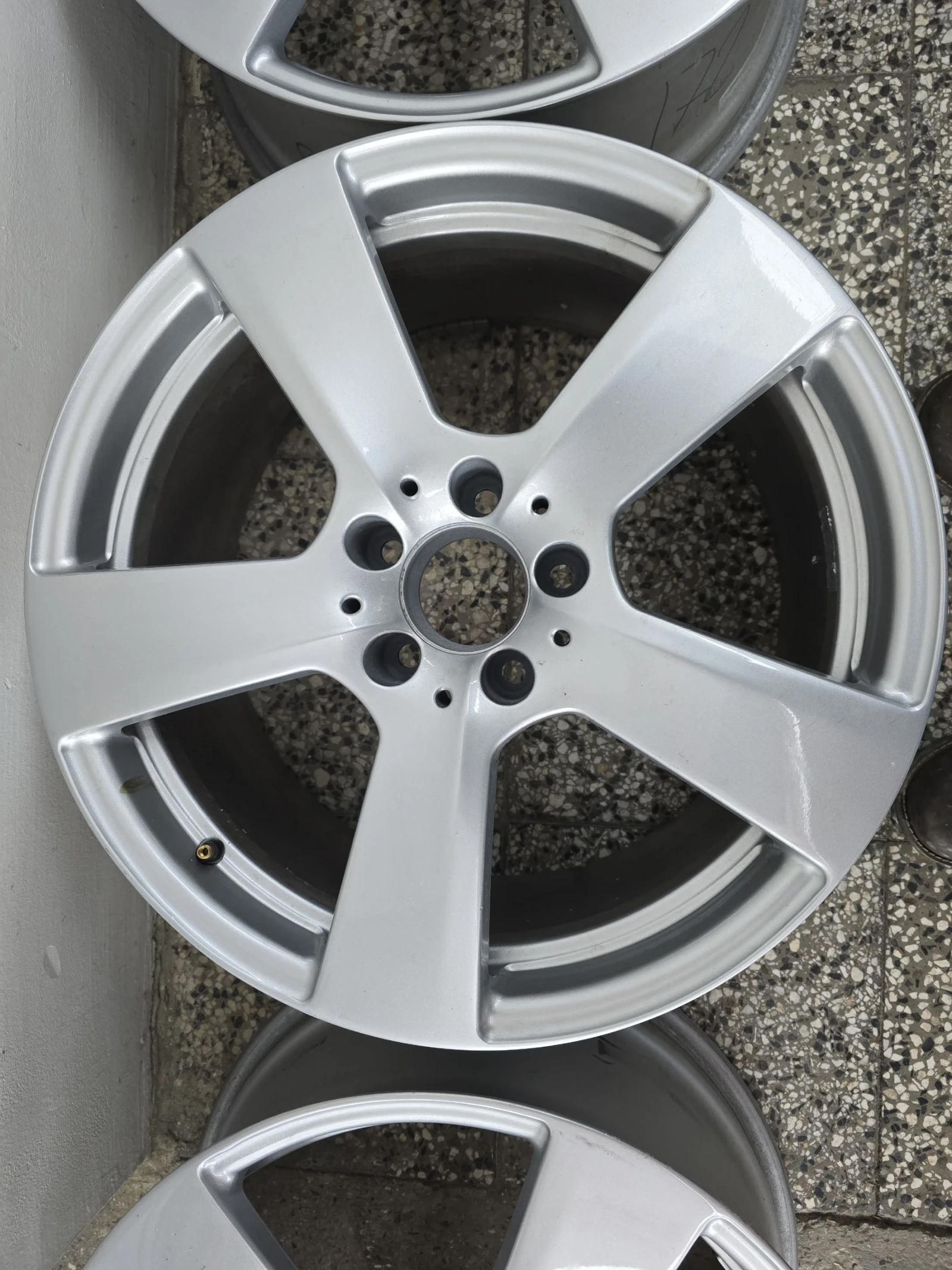 ������ �� Mercedes-Benz | Mobile.bg � ����������� 1