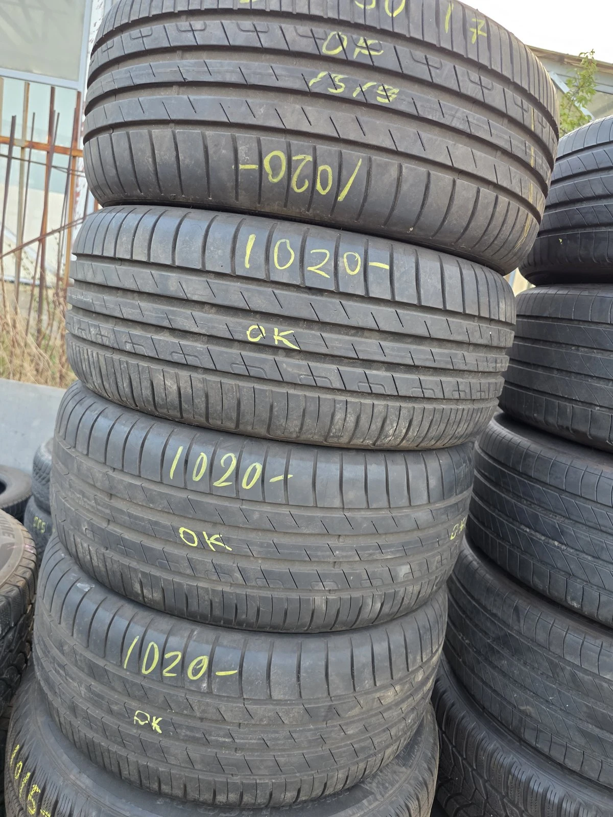 Гуми Летни 225/50R17, снимка 5 - Гуми и джанти - 56731037