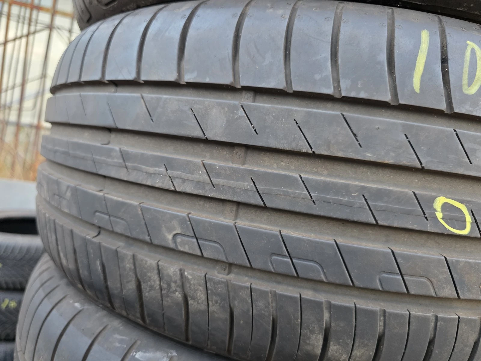 Гуми Летни 225/50R17, снимка 3 - Гуми и джанти - 56731037