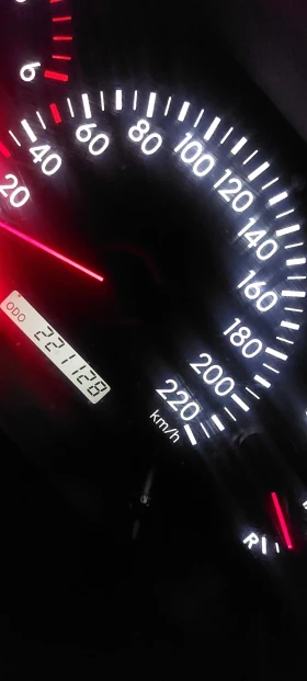 Toyota Corolla verso D4D   | Mobile.bg    7
