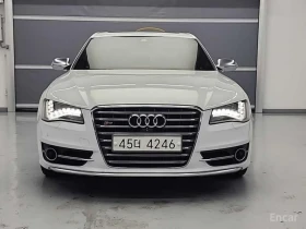 ������ Audi S8