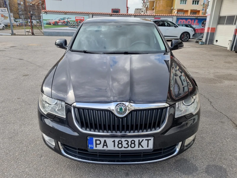 Skoda Superb 2.0TDI-AT-NAVI, снимка 8 - Автомобили и джипове - 39819347