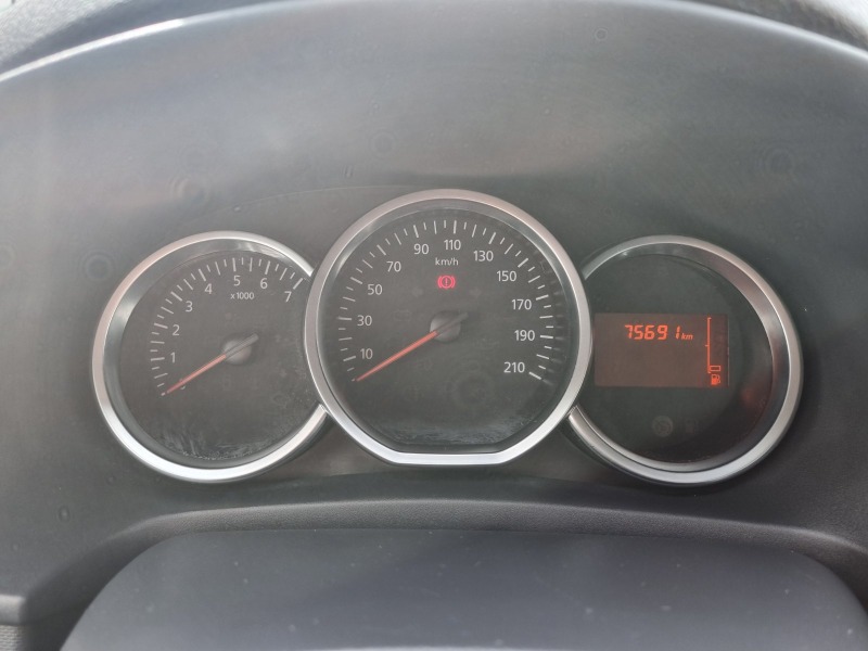 Dacia Sandero 0.9 Tce 90 к.с. бензин/ газ, снимка 9 - Автомобили и джипове - 44773590