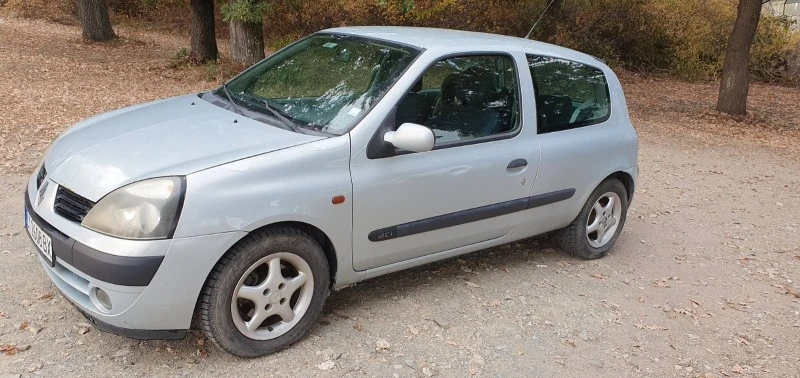 Renault Clio, снимка 2 - Автомобили и джипове - 47578285