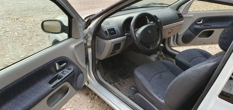 Renault Clio, снимка 7 - Автомобили и джипове - 47003219