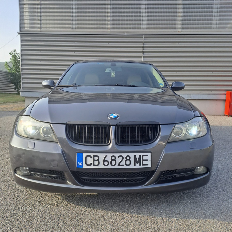 BMW 320 320, снимка 1 - Автомобили и джипове - 46434383