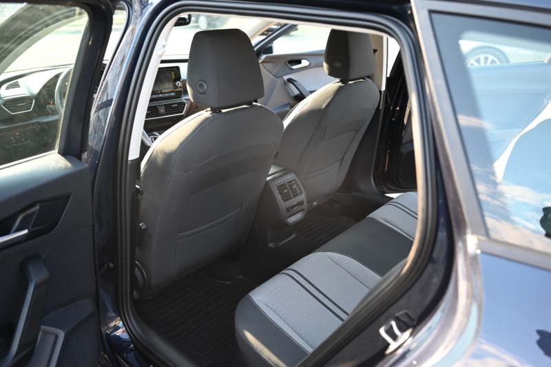 Seat Leon ST Style, снимка 13 - Автомобили и джипове - 46463312