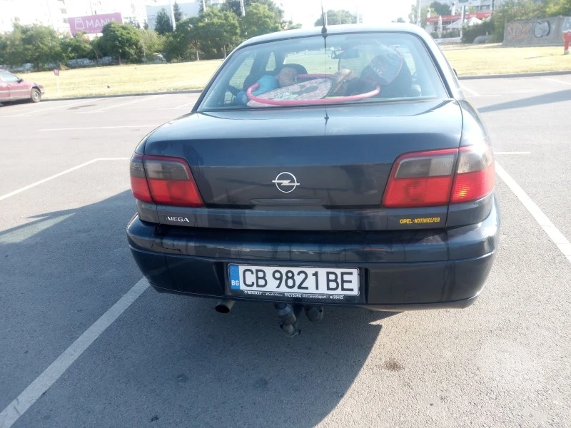 Opel Omega, снимка 11 - Автомобили и джипове - 46984563