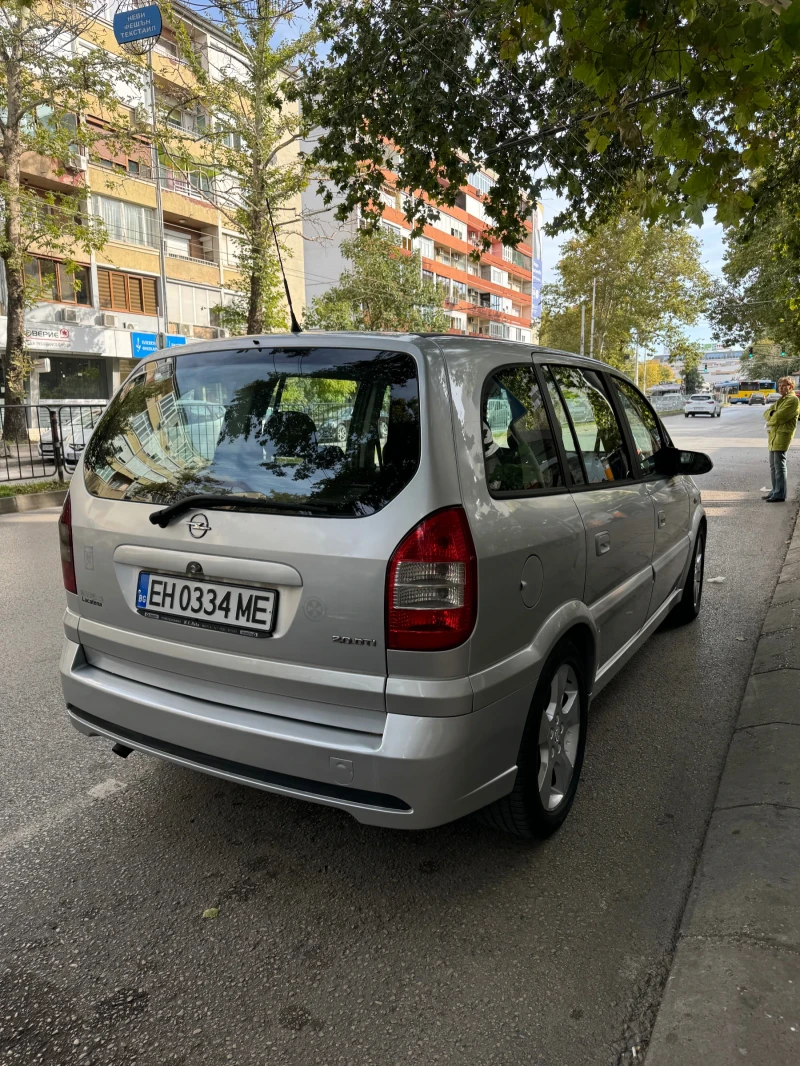 Opel Zafira OPC, снимка 8 - Автомобили и джипове - 47623407