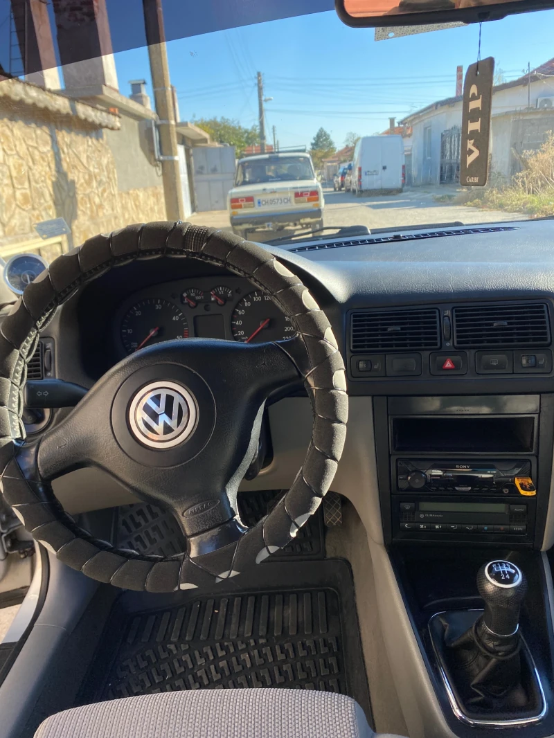 VW Golf 1.9, снимка 9 - Автомобили и джипове - 47729173