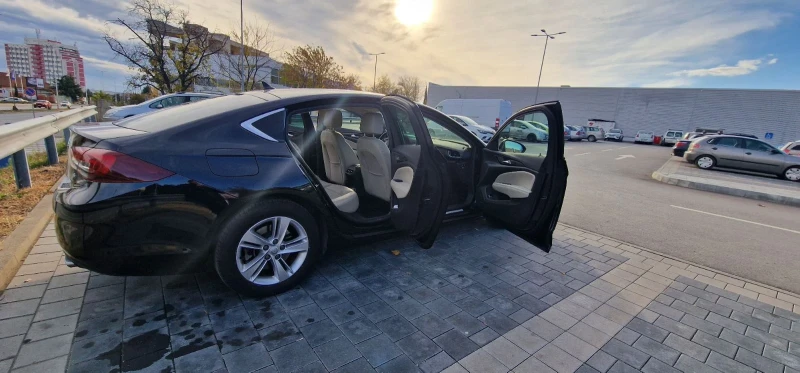 Opel Insignia, снимка 4 - Автомобили и джипове - 48733243