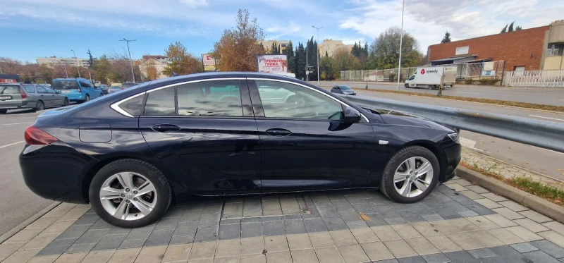 Opel Insignia, снимка 15 - Автомобили и джипове - 48733243