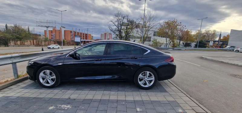 Opel Insignia, снимка 17 - Автомобили и джипове - 48733243