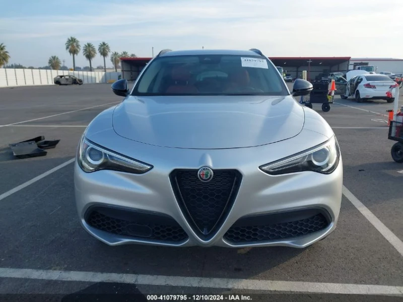 Alfa Romeo Stelvio 2.0L I-4 DI, VVT, TURBO, 280HP, снимка 4 - Автомобили и джипове - 48466155