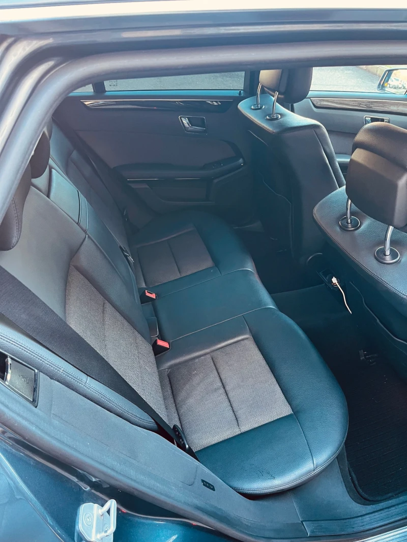 Mercedes-Benz E 350, снимка 10 - Автомобили и джипове - 52447633