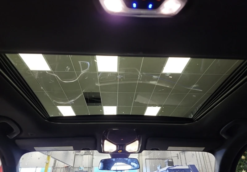 BMW 330 xDrive, снимка 9 - Автомобили и джипове - 52749711