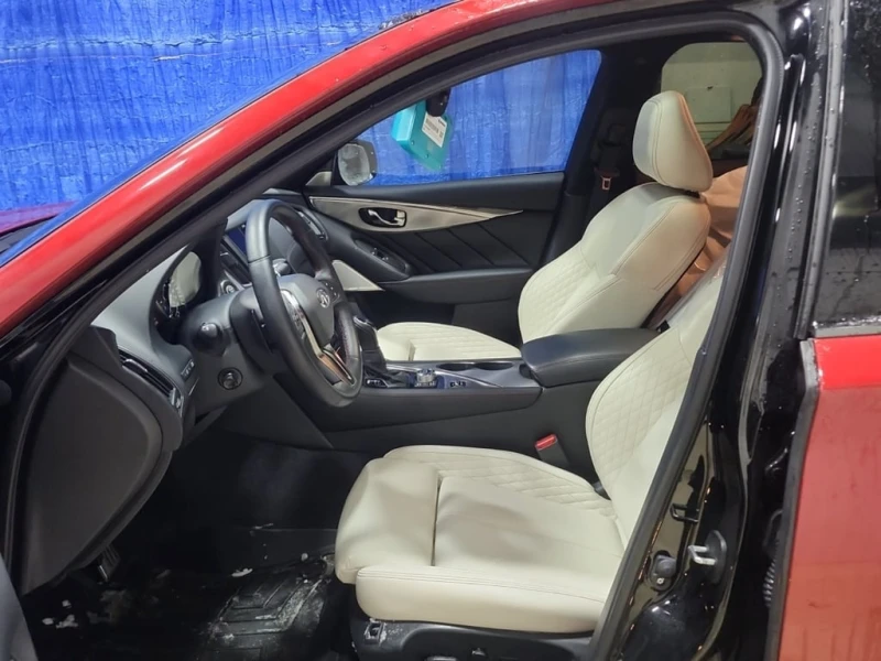 Infiniti Q50 * RED SPORT I LINE * CARFAX * , снимка 5 - Автомобили и джипове - 52959144