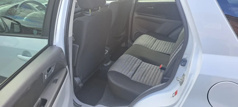 Suzuki SX4 1.6i 120hp-FACE, снимка 9 - Автомобили и джипове - 53398881