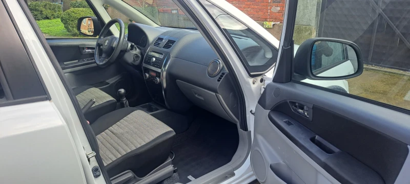 Suzuki SX4 1.6i 120hp-FACE, снимка 7 - Автомобили и джипове - 53398881