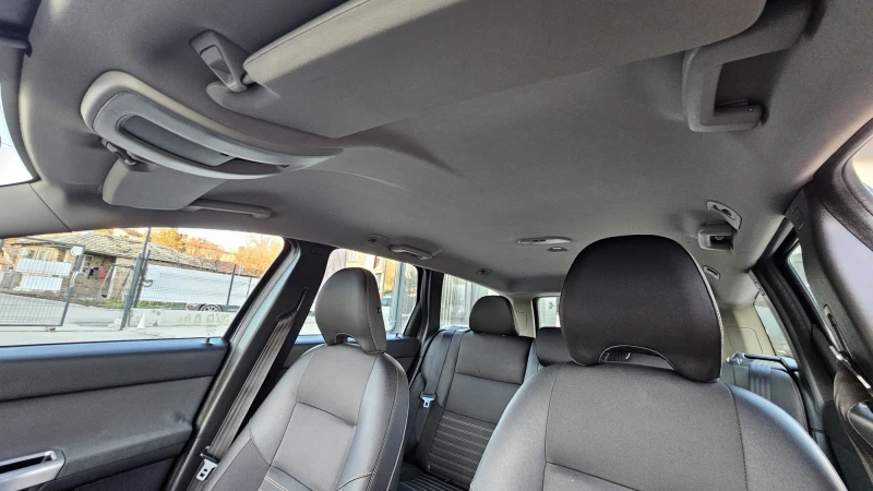 Volvo V50 2.4i AUTOMATIC FACELIFT CH-ИСТОРИЯ-ТОП СЪСТ-ЛИЗИНГ, снимка 9 - Автомобили и джипове - 53452975