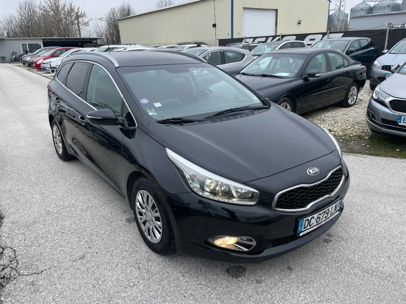 Kia Ceed 1.6 Top condition , снимка 3 - Автомобили и джипове - 53473800