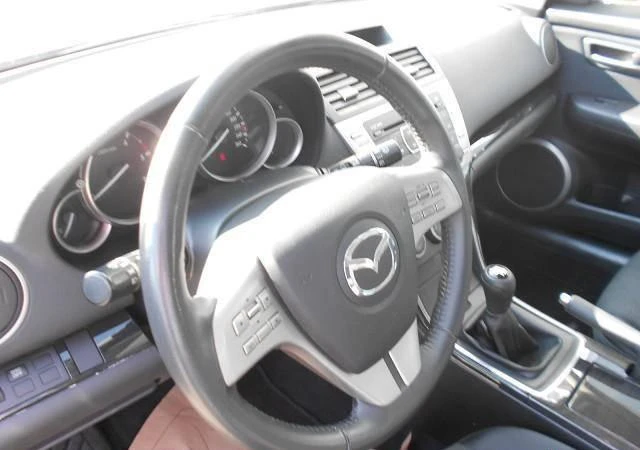 Mazda 6 2.0D, снимка 3 - Автомобили и джипове - 6034548