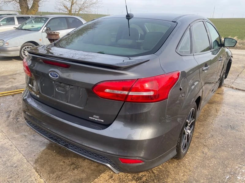 Ford Focus 2.0i auto - изображение 5