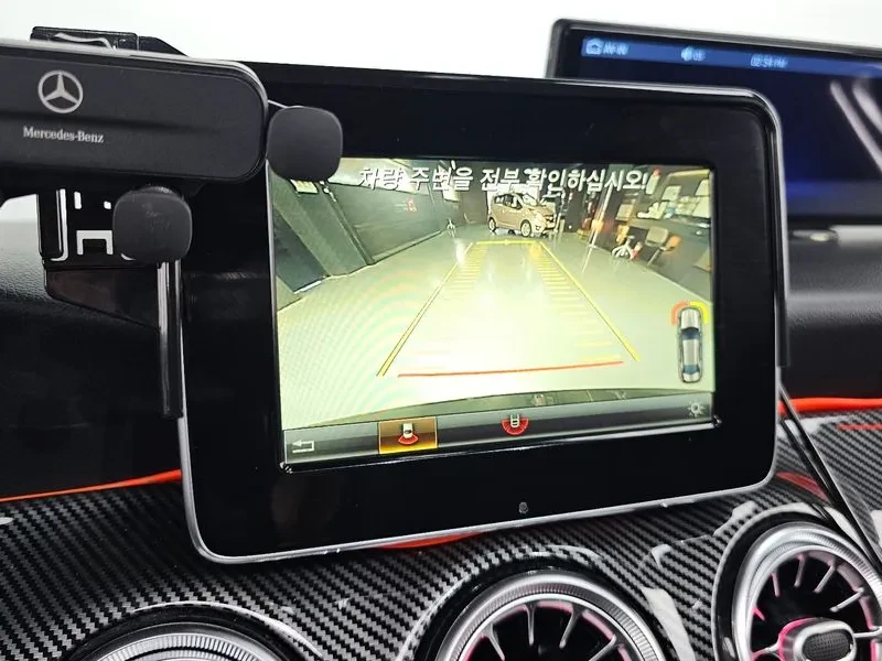 Mercedes-Benz CLA 250 4Matic, снимка 15 - Автомобили и джипове - 53443416