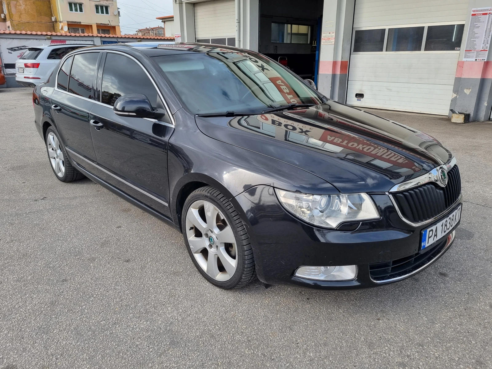 Skoda Superb 2.0TDI-AT-NAVI - изображение 7