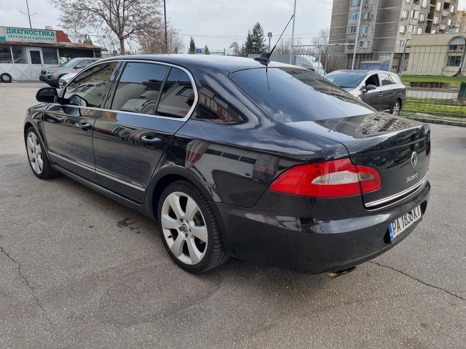 Skoda Superb 2.0TDI-AT-NAVI - изображение 3