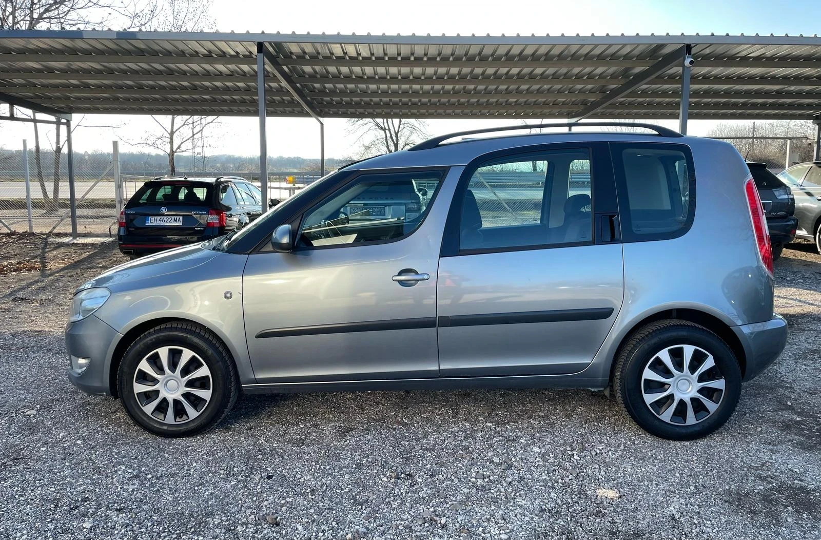 Skoda Roomster 1.2Turbo/105к.с/Темпомат - изображение 8