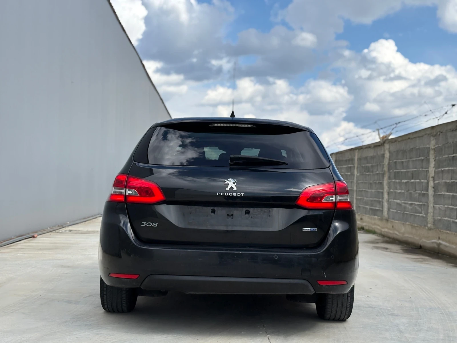 Peugeot 308 1.6 HDI* EURO6* NAVI* Panorama*  - изображение 6