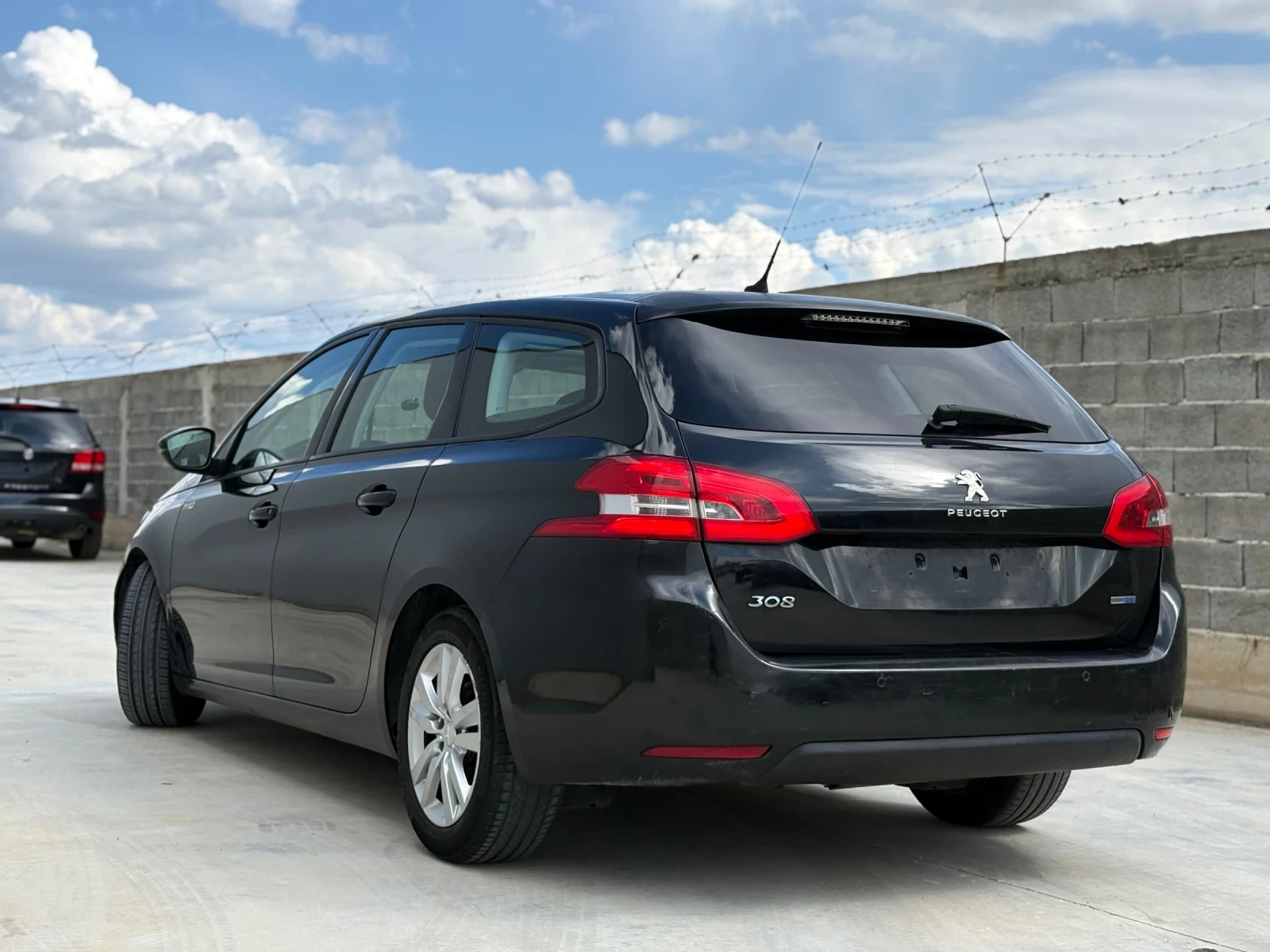 Peugeot 308 1.6 HDI* EURO6* NAVI* Panorama*  - изображение 3