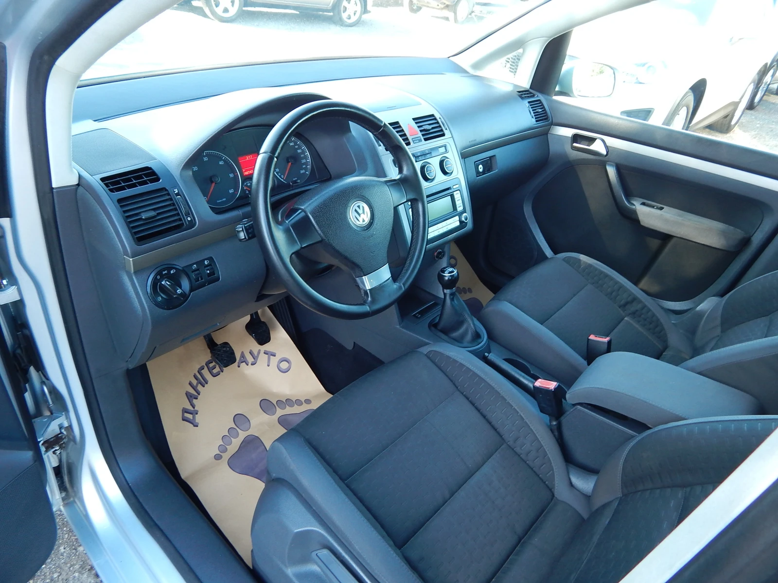VW Touran 1.9TDI* 7места*  - изображение 9