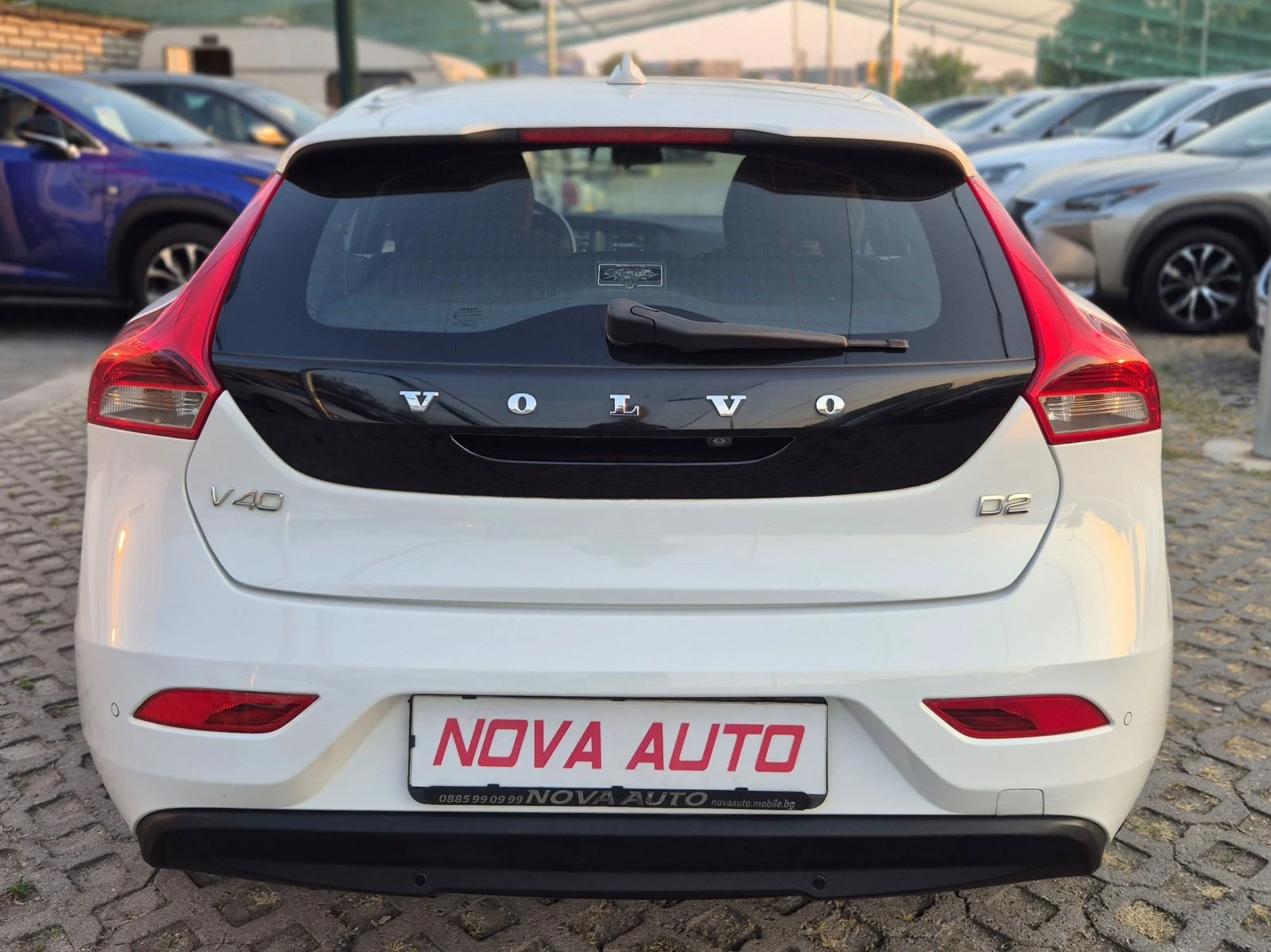 Volvo V40 1.6D-115кс - изображение 3