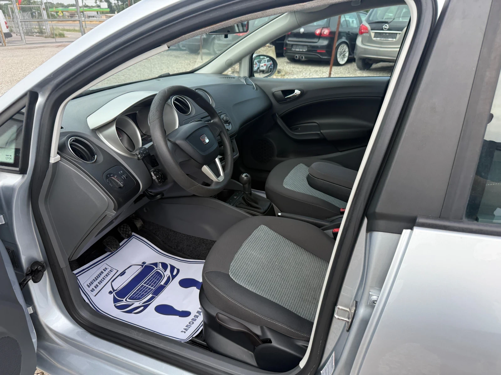 Seat Ibiza 1.4i-86PS - изображение 9